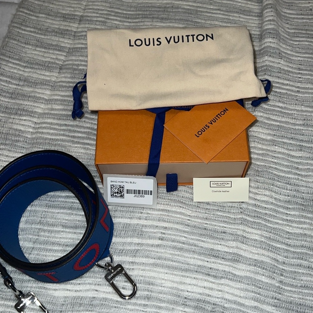💖🦄🌈 RARE NWT Louis Vuitton Bandolier strap